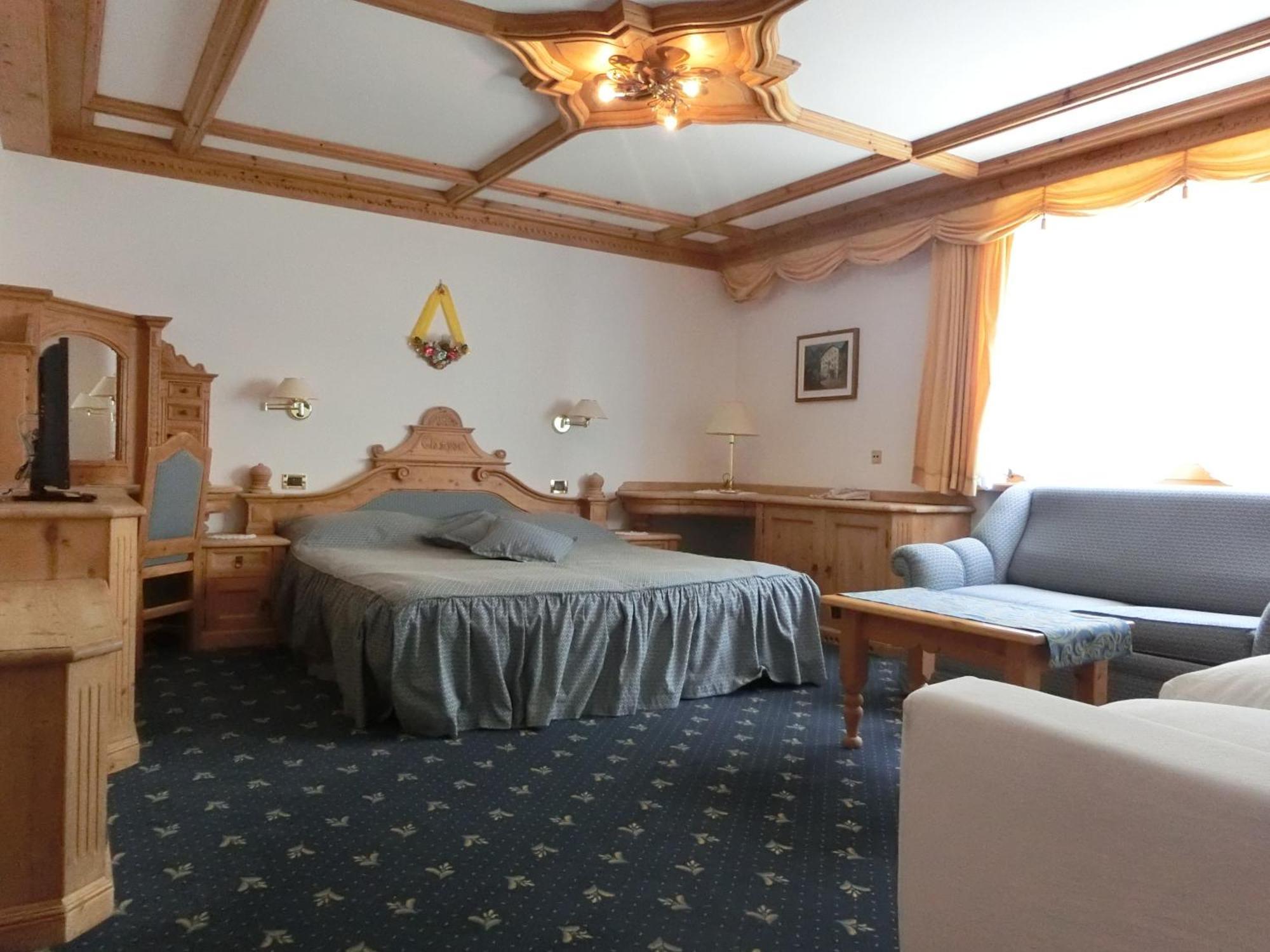 Aparthotel Garni Criss Kolfuschg Exterior foto