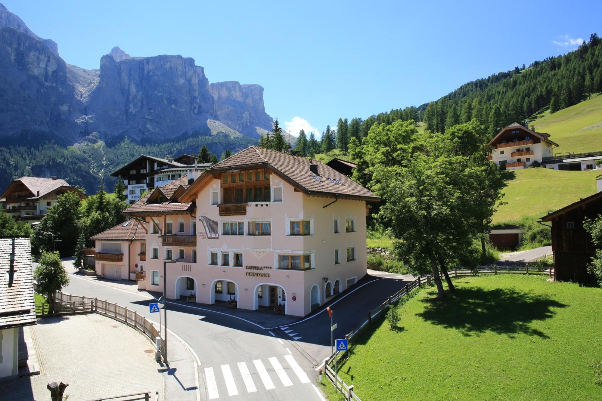 Aparthotel Garni Criss Kolfuschg Exterior foto